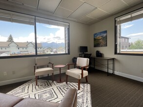 100 2nd St E, Whitefish, MT à louer Photo de l’immeuble– Image 2 sur 9