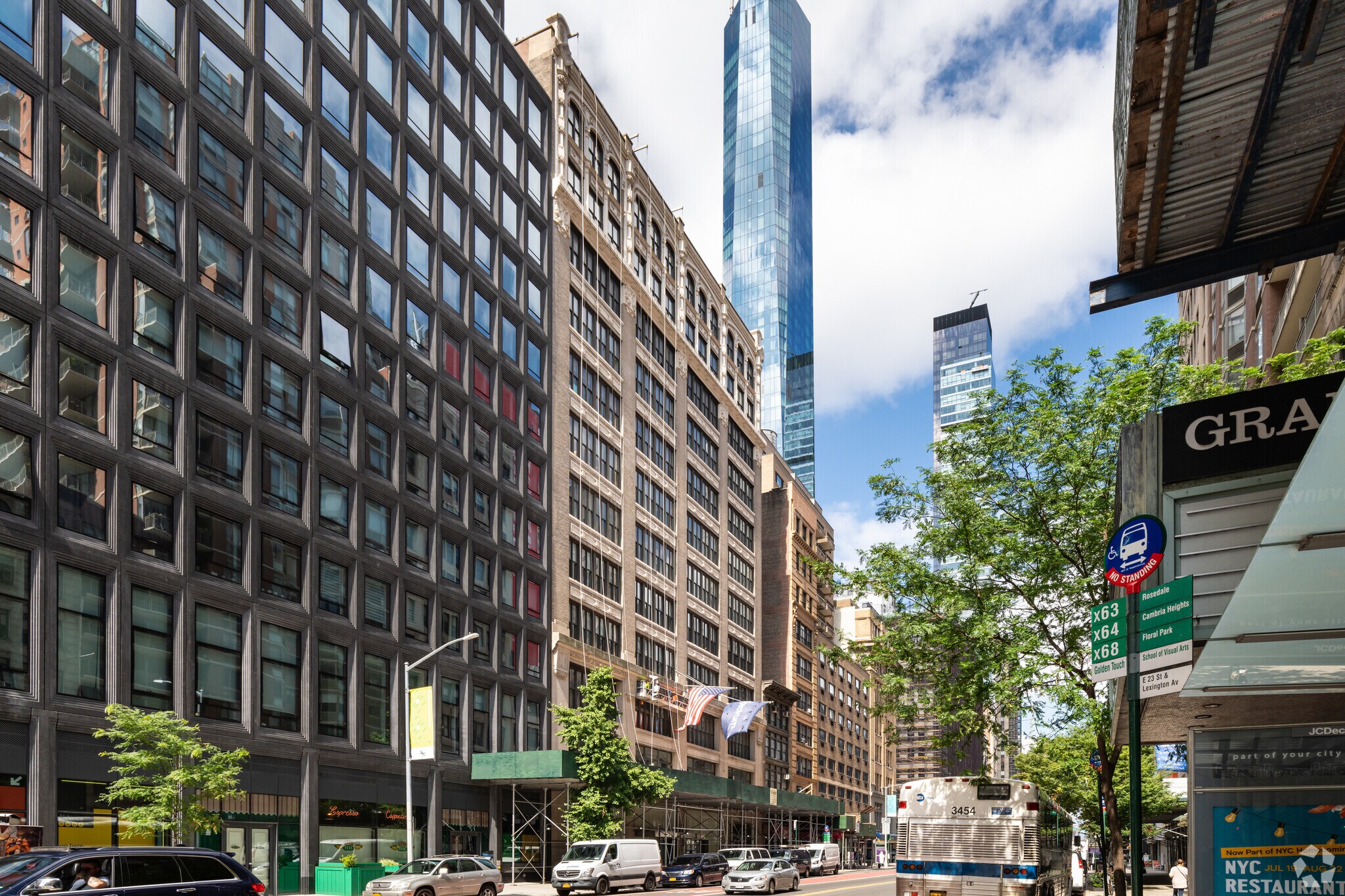 120 E 23rd St, New York, NY à louer Photo principale– Image 1 sur 8