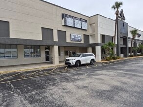 2080-2260 Sarno Rd, Melbourne, FL à louer Photo intérieure– Image 1 sur 3