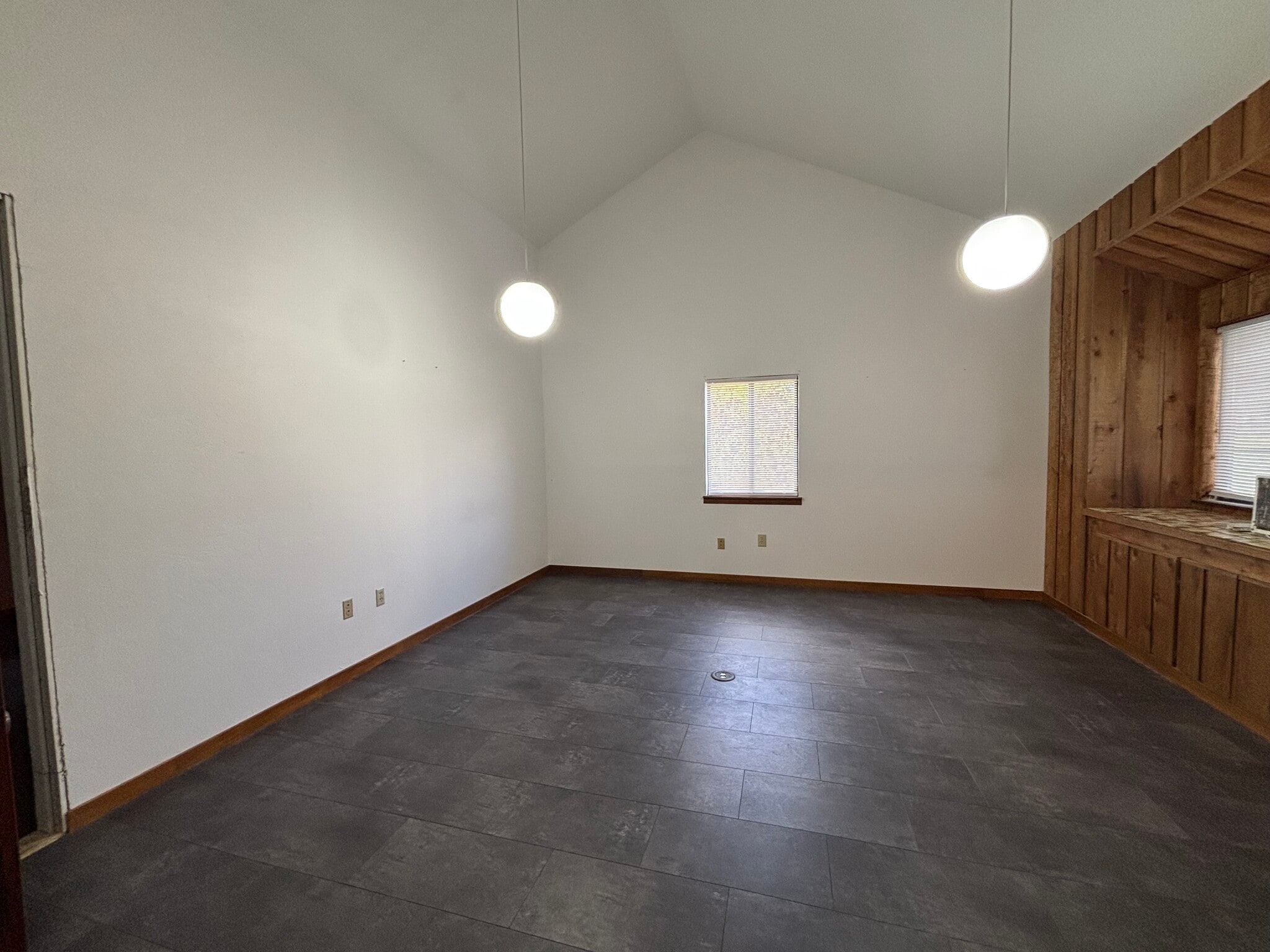 1191 Rockledge Blvd, Rockledge, FL à louer Photo intérieure– Image 1 sur 7