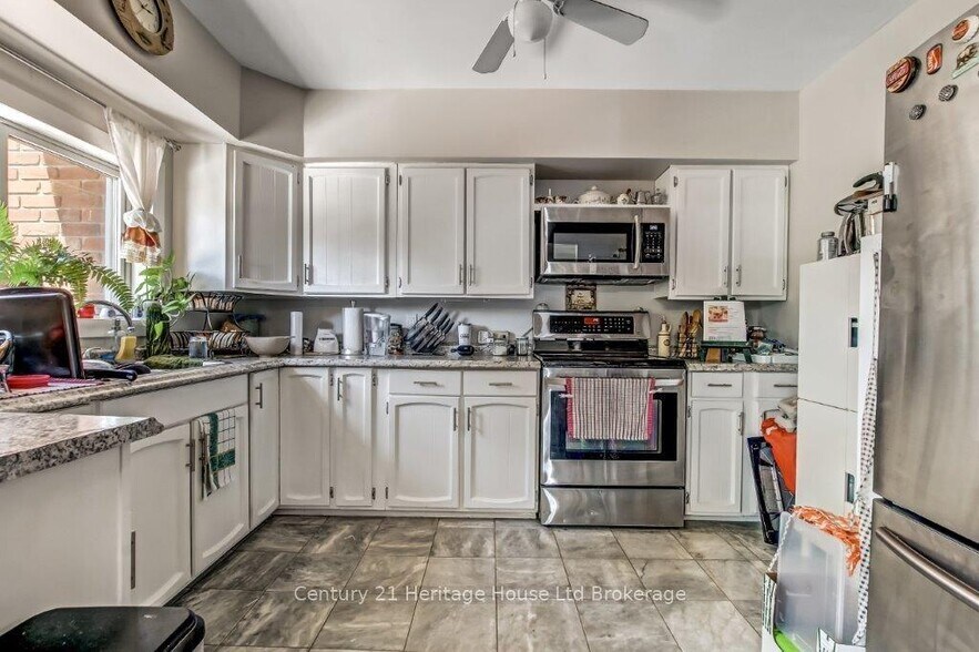 285 Highway 3, Tillsonburg, ON à vendre - Photo de l’immeuble – Image 3 sur 5