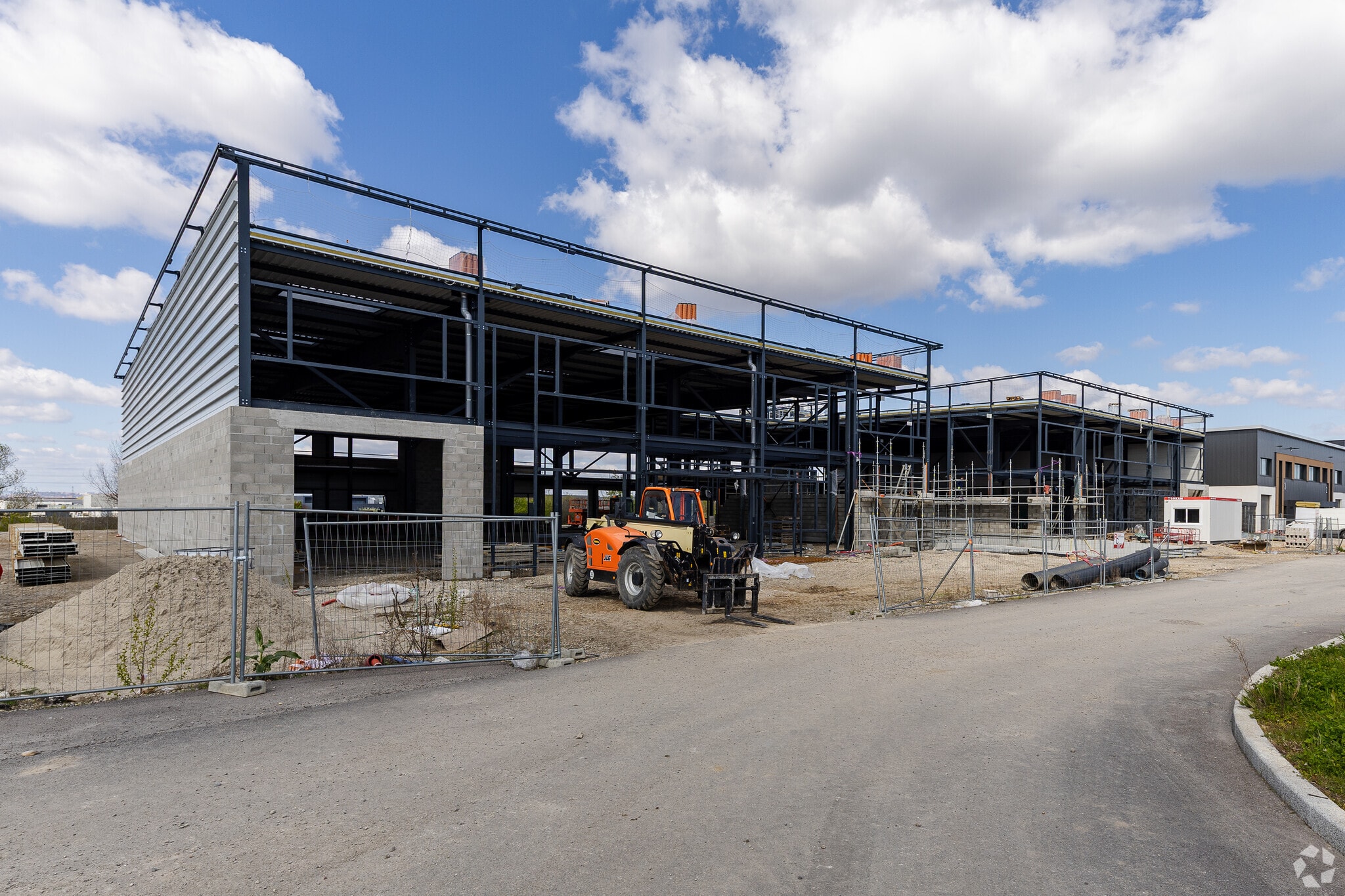 25 Route De Lyon, Saint-Priest à louer Photo principale– Image 1 sur 3