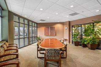 395 SW Bluff Dr, Bend, OR à louer Photo intérieure– Image 2 sur 8