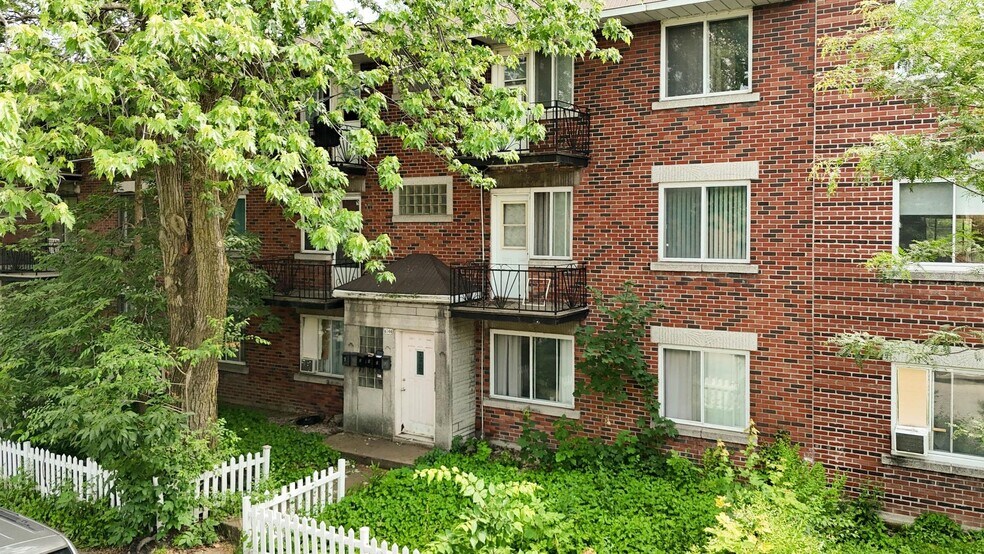 6744 21e Av, Montréal, QC à vendre - Photo de l’immeuble – Image 2 sur 4