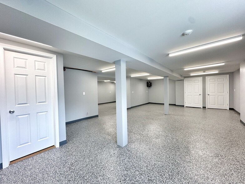 16 Ruby St, Norwalk, CT à louer - Photo de l’immeuble – Image 3 sur 13