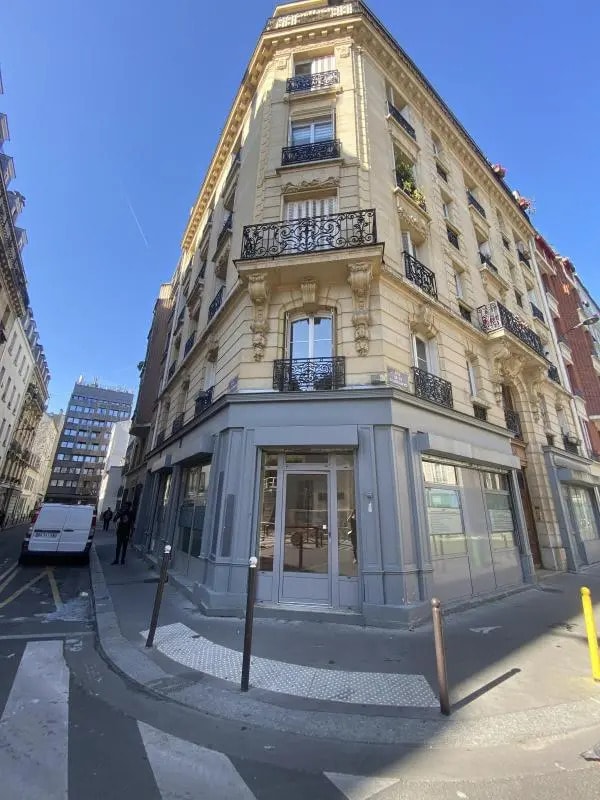 Plus de détails pour Local commercial à louer