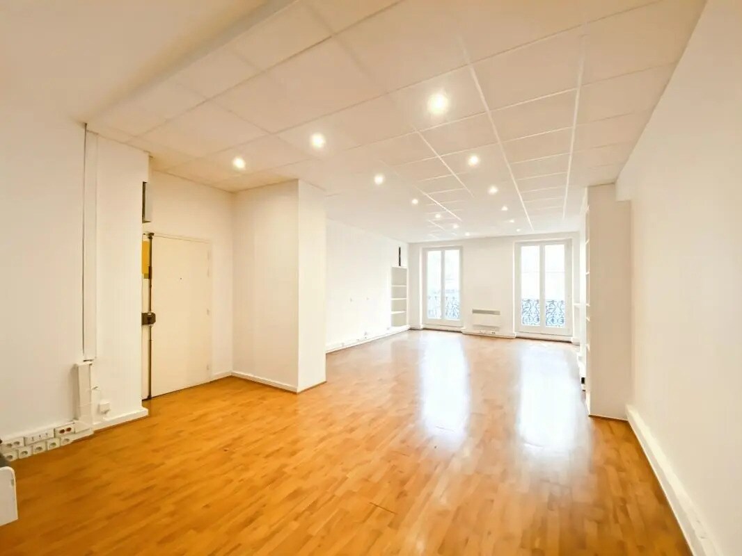 Bureau dans Paris à louer Photo de l’immeuble– Image 1 sur 10