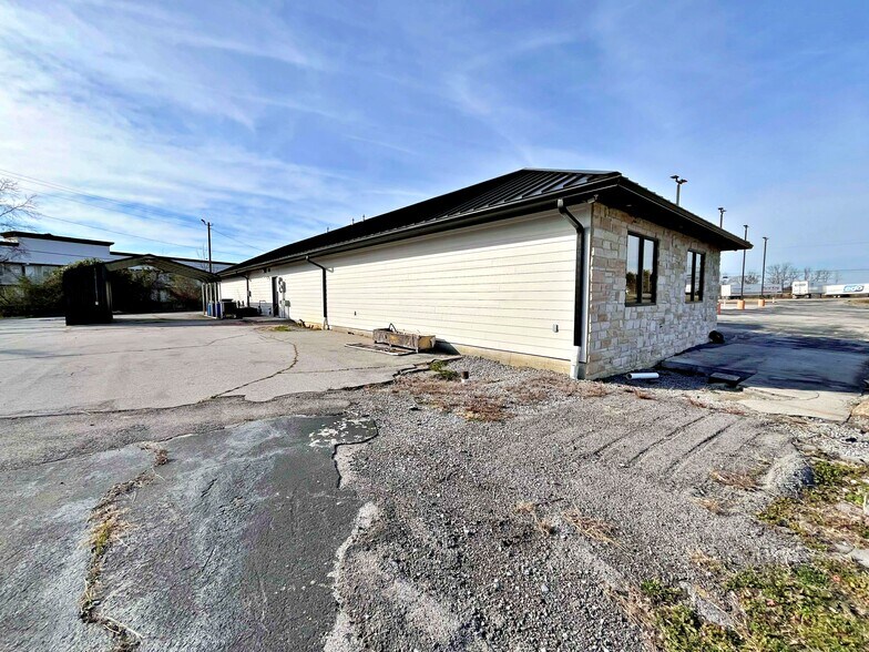 1391 Murrays Chapel Rd, Sweetwater, TN à vendre - Photo de l’immeuble – Image 3 sur 36