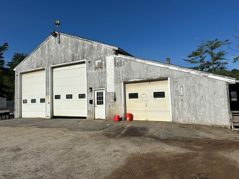 16 Meadow Road Ext, Topsham, ME à louer - Photo de l’immeuble – Image 2 sur 6