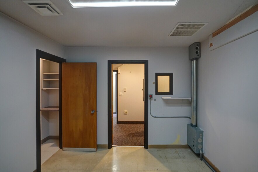 2815 Willetta St SW, Albany, OR à louer - Photo intérieure – Image 3 sur 15