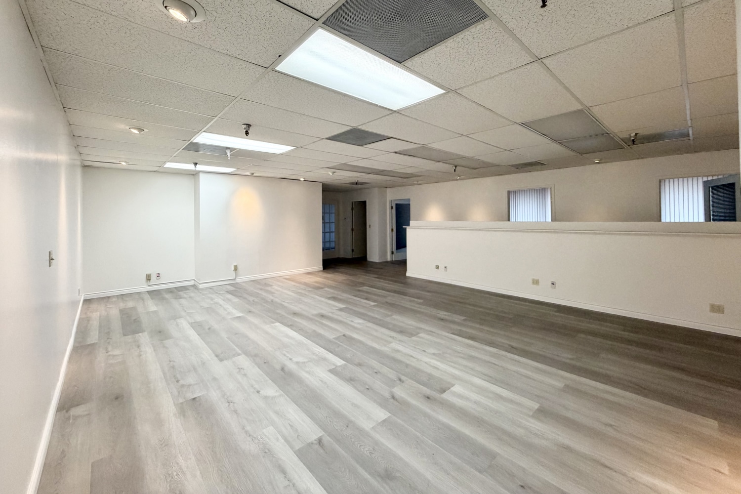 430 S Garfield Ave, Alhambra, CA à louer Photo intérieure– Image 1 sur 24