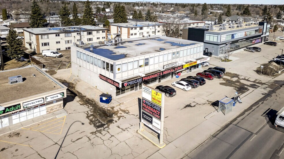 12940-12946 97th St NW, Edmonton, AB à vendre - Photo de l’immeuble – Image 3 sur 18