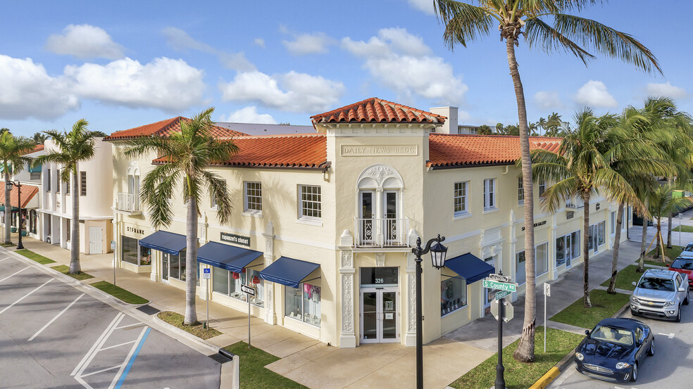 214 Brazilian Ave, Palm Beach, FL à louer - Photo de l’immeuble – Image 1 sur 11