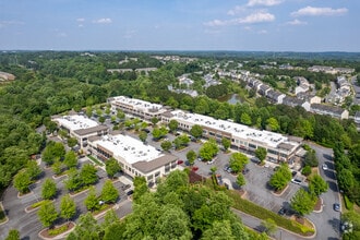 1300 Peachtree Industrial Blvd, Suwanee, GA - VUE AÉRIENNE  vue de carte - Image1