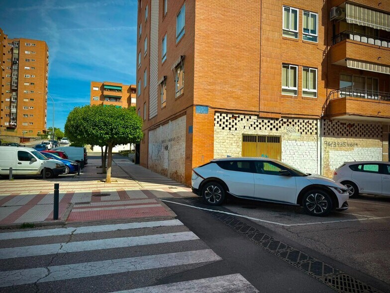 Immeuble residentiel dans Guadalajara, Guadalajara à vendre - Photo de l’immeuble – Image 3 sur 6