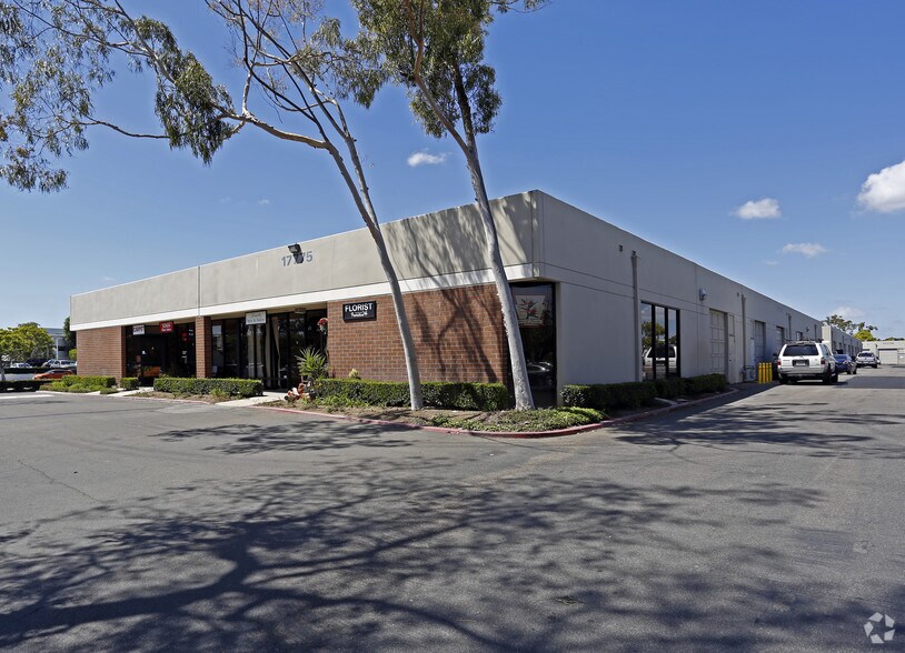 17775 Main St, Irvine, CA à louer - Photo de l’immeuble – Image 3 sur 37