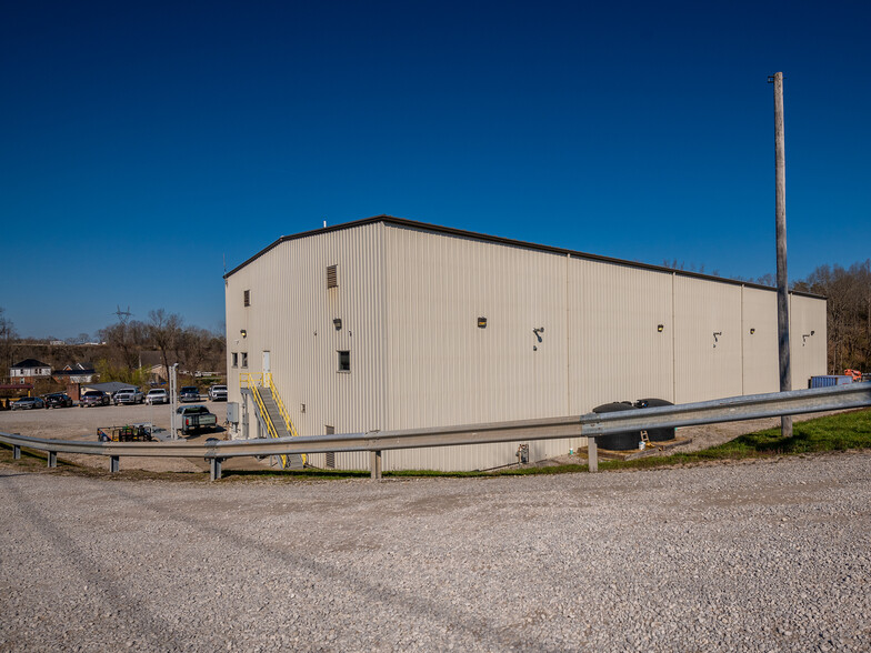 1823 US-60, Milton, WV à vendre - Photo de l’immeuble – Image 3 sur 18