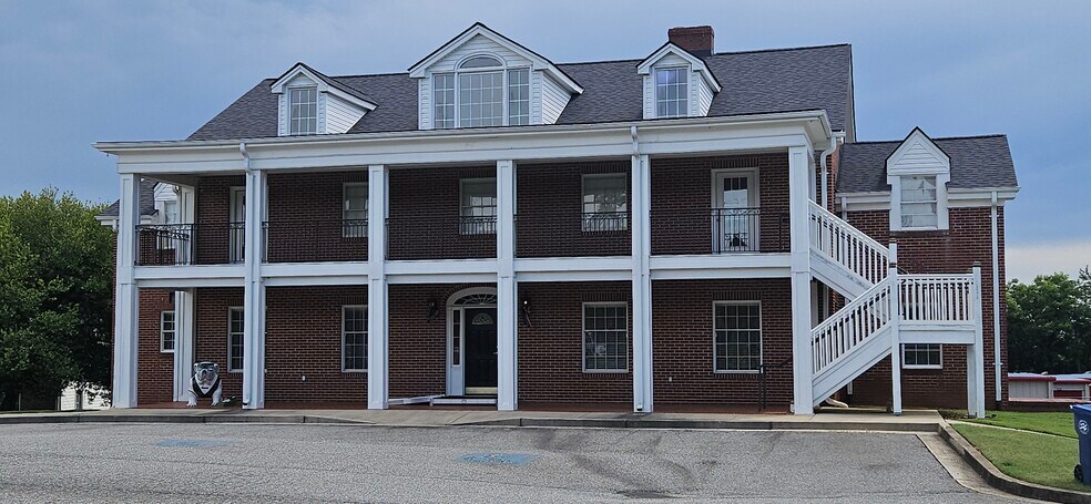 329 Atlanta Hwy, Winder, GA à louer - Photo de l’immeuble – Image 1 sur 27
