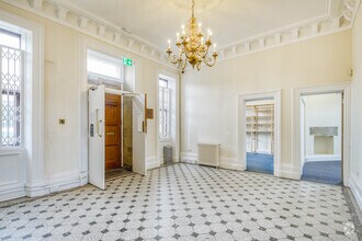 Woodvale Rd, Brighouse à louer Hall d’entrée– Image 2 sur 9