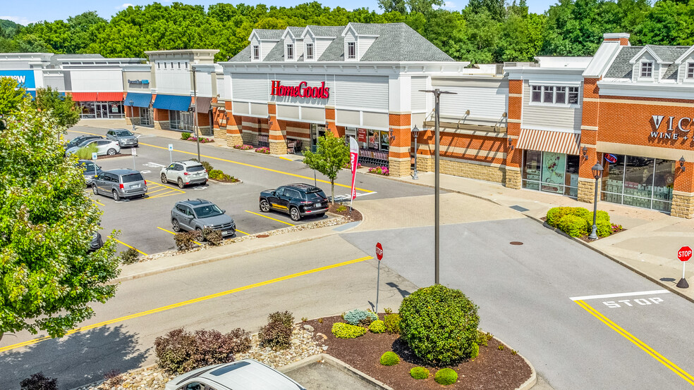 439-441 Commerce Dr, Victor, NY à louer - Photo de l’immeuble – Image 3 sur 12