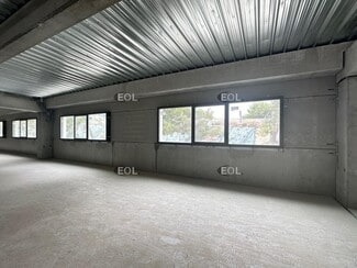 Plus de détails pour Local d'activités à louer