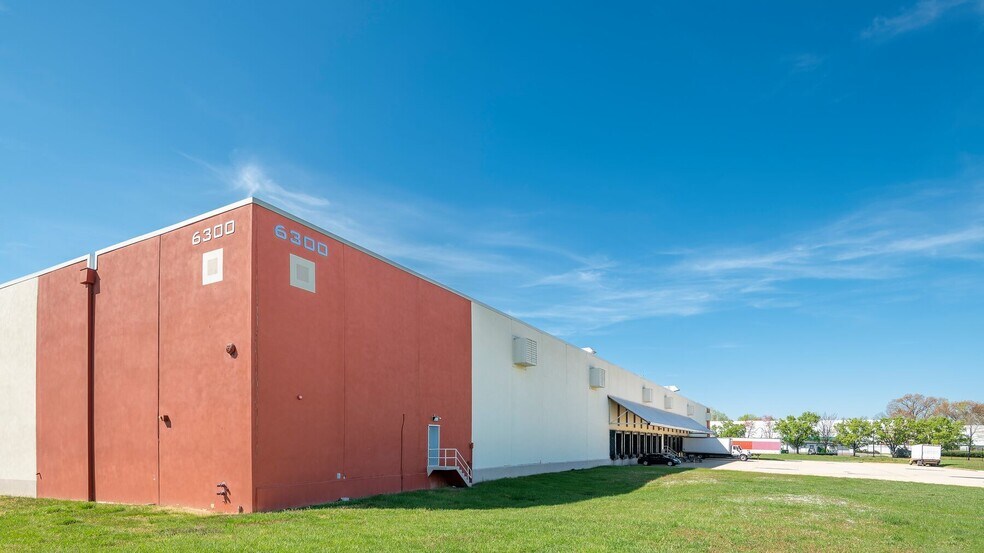 6300 Columbia Park Rd, Cheverly, MD à louer - Photo de l’immeuble – Image 1 sur 8