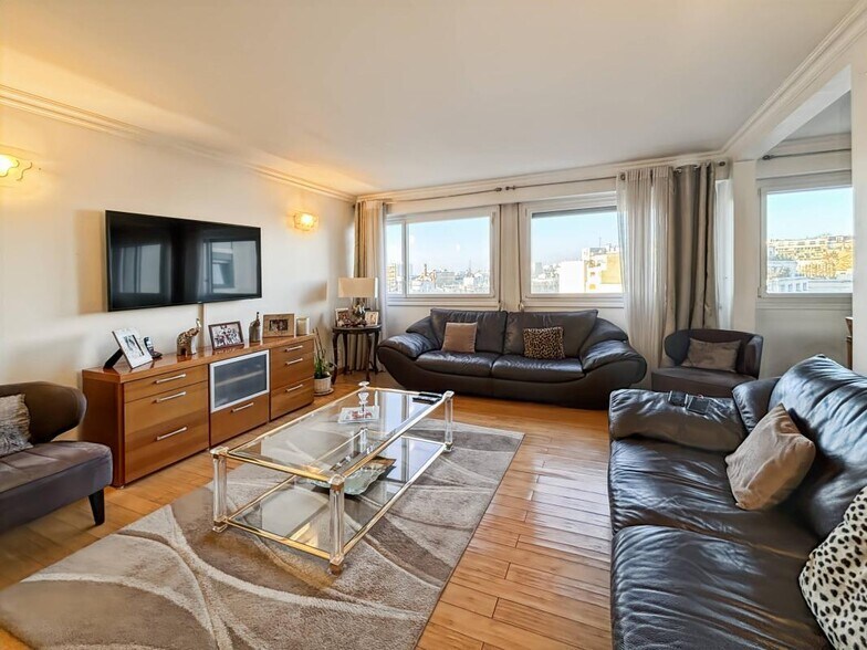 Bureau dans Paris à vendre - Photo de l’immeuble – Image 3 sur 7