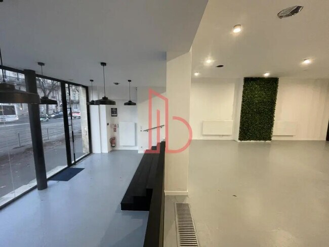 Plus de détails pour Bureau à louer