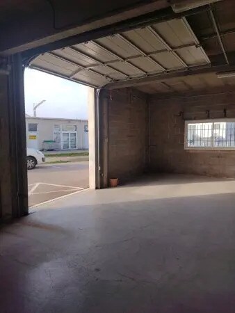 Industriel/Logistique dans Perpignan à louer - Photo de l’immeuble – Image 3 sur 4