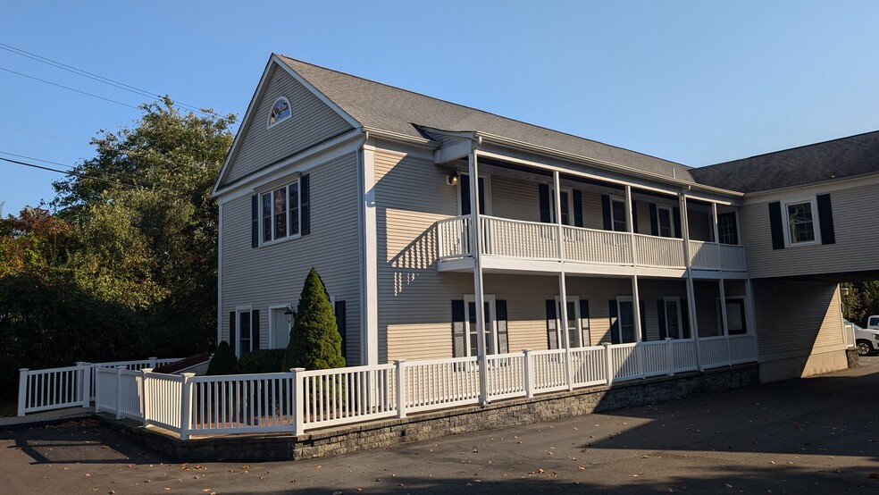 123 Elm St, Old Saybrook, CT à louer - Photo de l’immeuble – Image 3 sur 7
