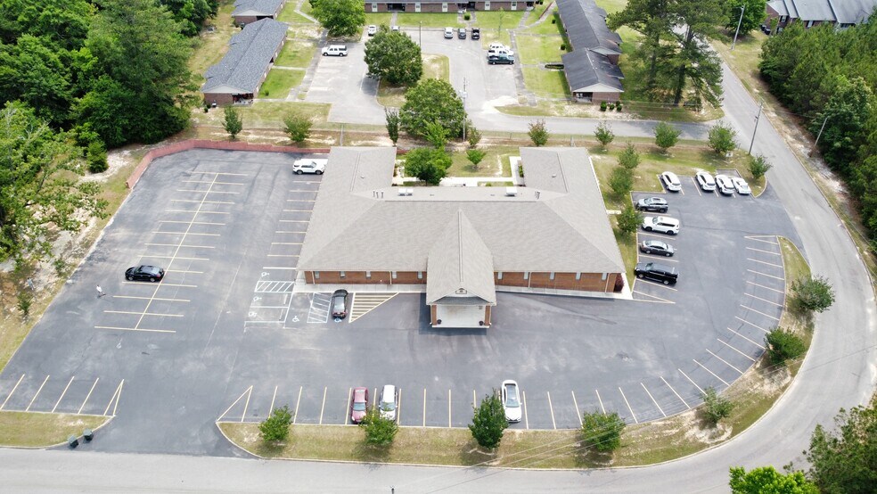 1082 Village Square Dr, Andalusia, AL à vendre - Photo de l’immeuble – Image 2 sur 12
