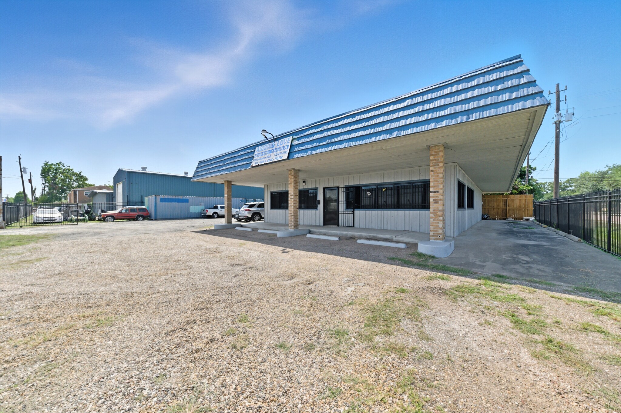 9155 Irvington Blvd, Houston, TX à vendre Photo principale– Image 1 sur 21