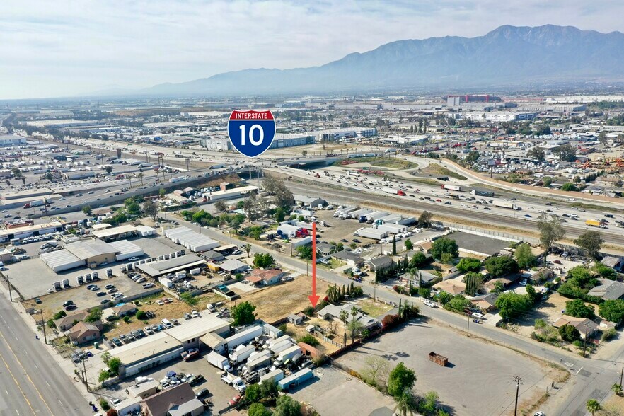 14667 Boyle Ave, Fontana, CA à vendre - Photo de l’immeuble – Image 2 sur 16