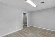 4_front room