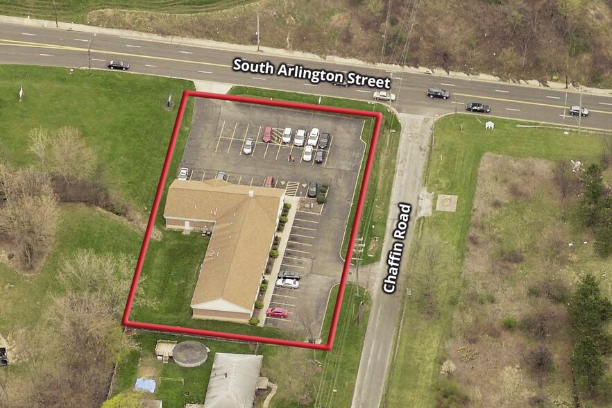 1650 S Arlington St, Akron, OH à louer - Photo de l’immeuble – Image 3 sur 4