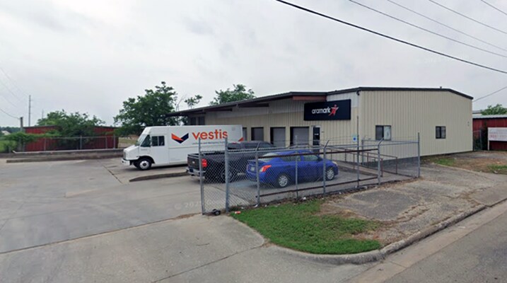 6025 Industrial Dr, Greenville, TX à vendre - Photo principale – Image 1 sur 2