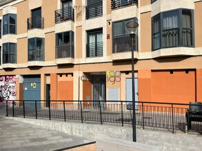 Local commercial dans Guadalajara, Guadalajara à louer Photo intérieure– Image 1 sur 15