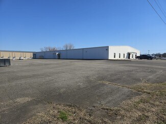 Plus de détails pour 206 SE 10th St, Stigler, OK - Industriel/Logistique à vendre