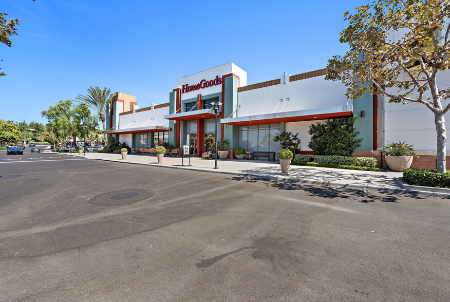 27426-27482 Antonio Pky, Ladera Ranch, CA à louer - Photo de l’immeuble – Image 2 sur 22