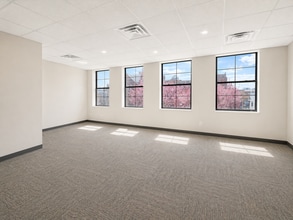 286-300 Main St, Hackensack, NJ à louer Photo intérieure– Image 1 sur 3