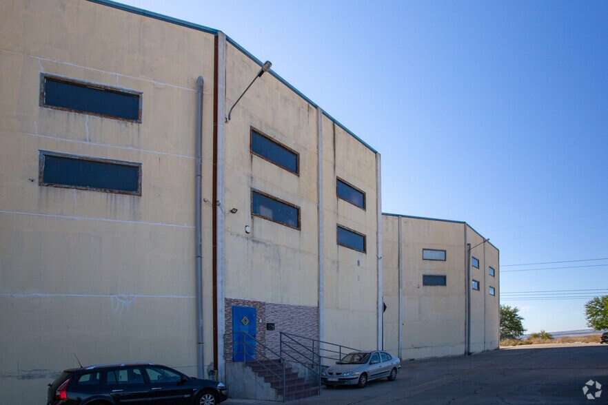 18 Calle Monte Naranco, Seseña, Toledo à vendre - Photo de l’immeuble – Image 3 sur 3