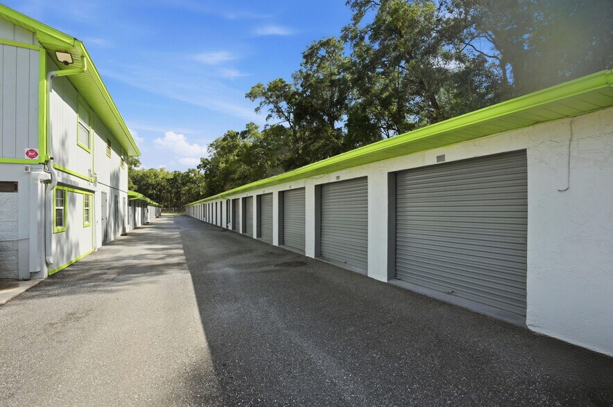 16331 Cortez Blvd, Brooksville, FL à vendre - Photo de l’immeuble – Image 3 sur 25