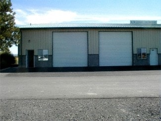 Plus de détails pour 2675 SW High Desert Dr, Prineville, OR - Industriel/Logistique à louer
