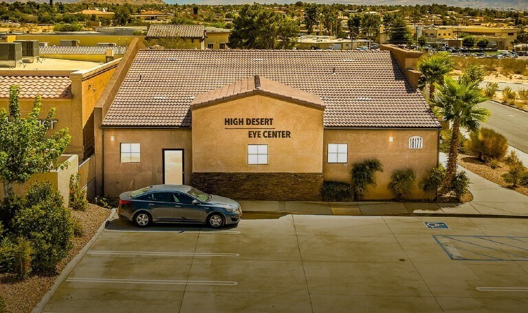 16030 Kamana Rd, Apple Valley, CA à louer - Photo de l’immeuble – Image 2 sur 6