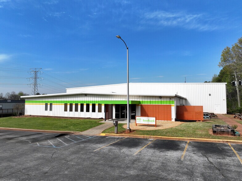 107 Walter Davis Dr, Birmingham, AL à vendre - Photo de l’immeuble – Image 2 sur 13