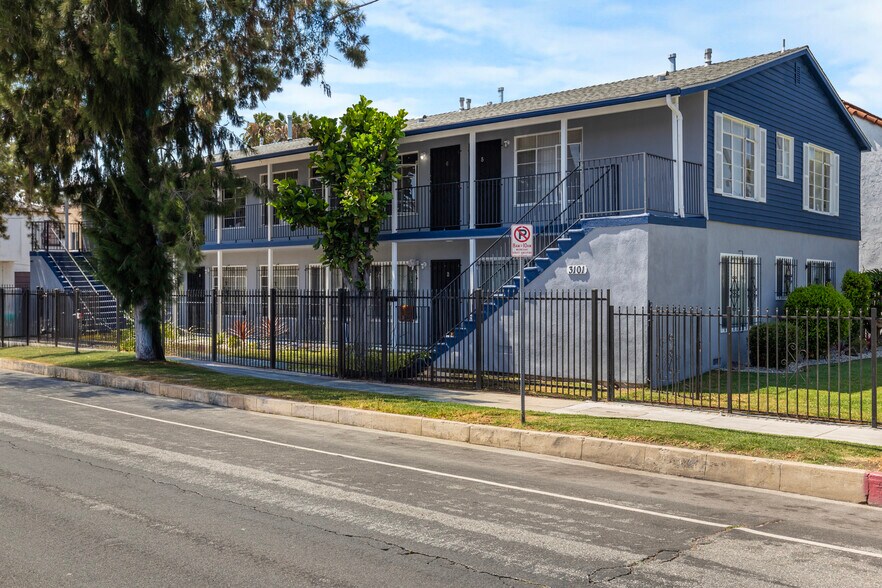 3101 W 48th St, Los Angeles, CA à vendre - Photo de l’immeuble – Image 3 sur 14