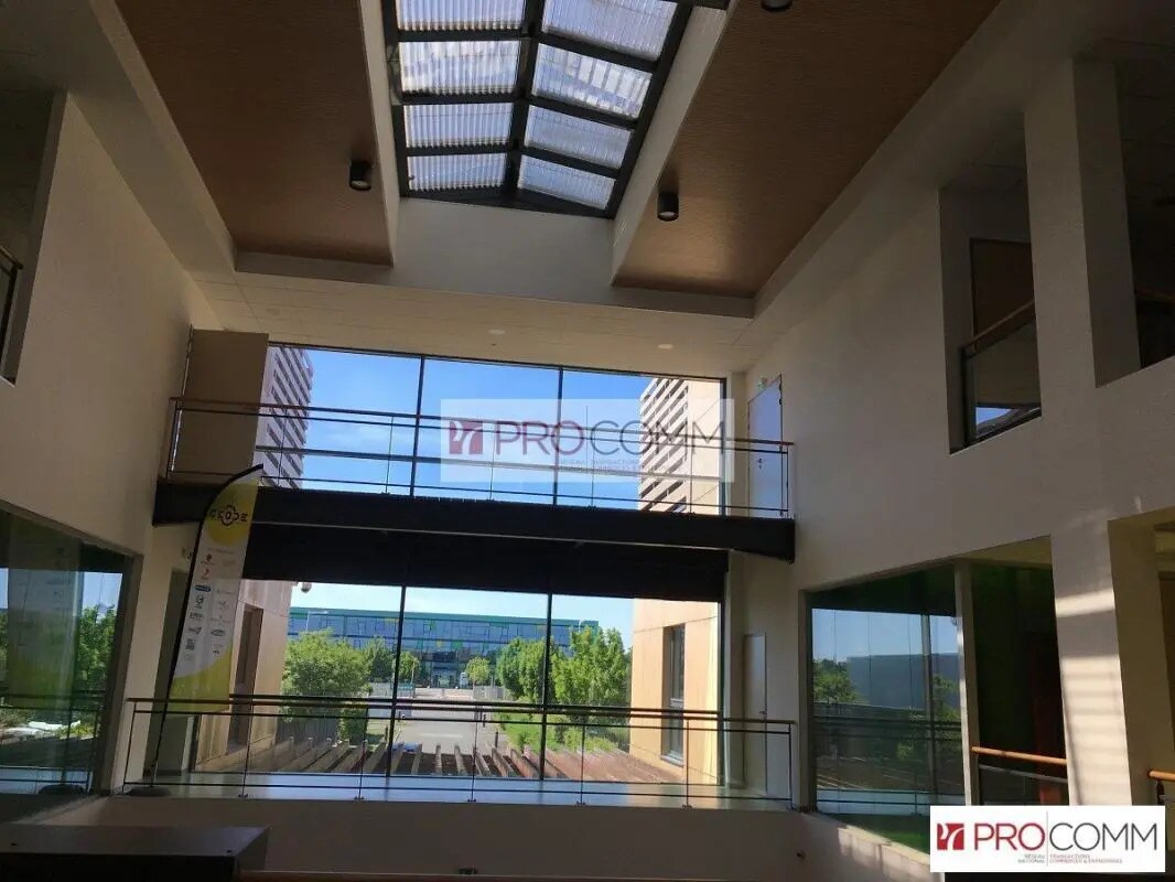 Bureau dans Chartres à louer Photo de l’immeuble– Image 1 sur 7