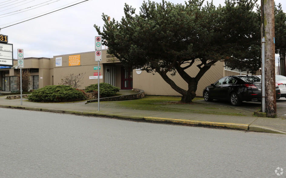 8140 Cook Rd, Richmond, BC à louer - Photo de l’immeuble – Image 3 sur 5