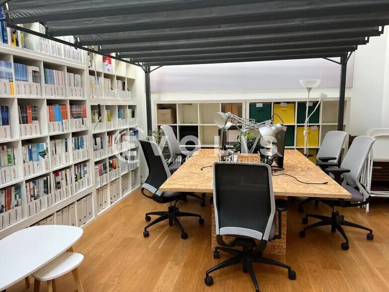Bureau dans Paris à louer - Photo de l’immeuble – Image 3 sur 13