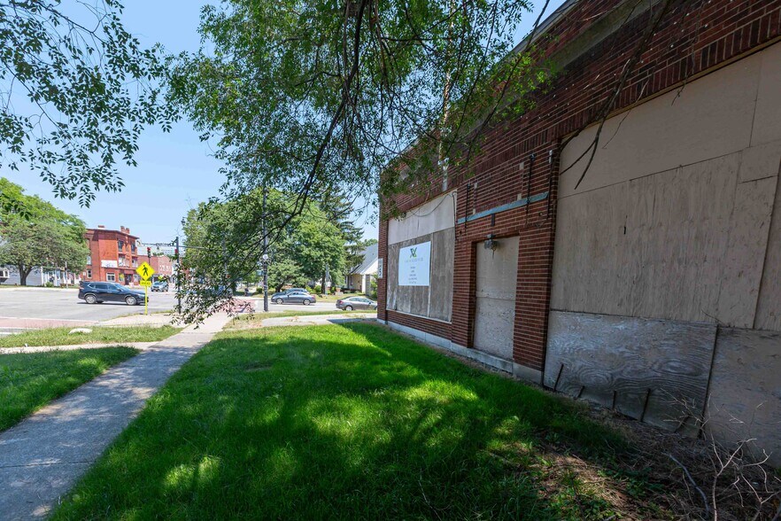 4322 Lake Ave, Rochester, NY à vendre - Photo de l’immeuble – Image 3 sur 9